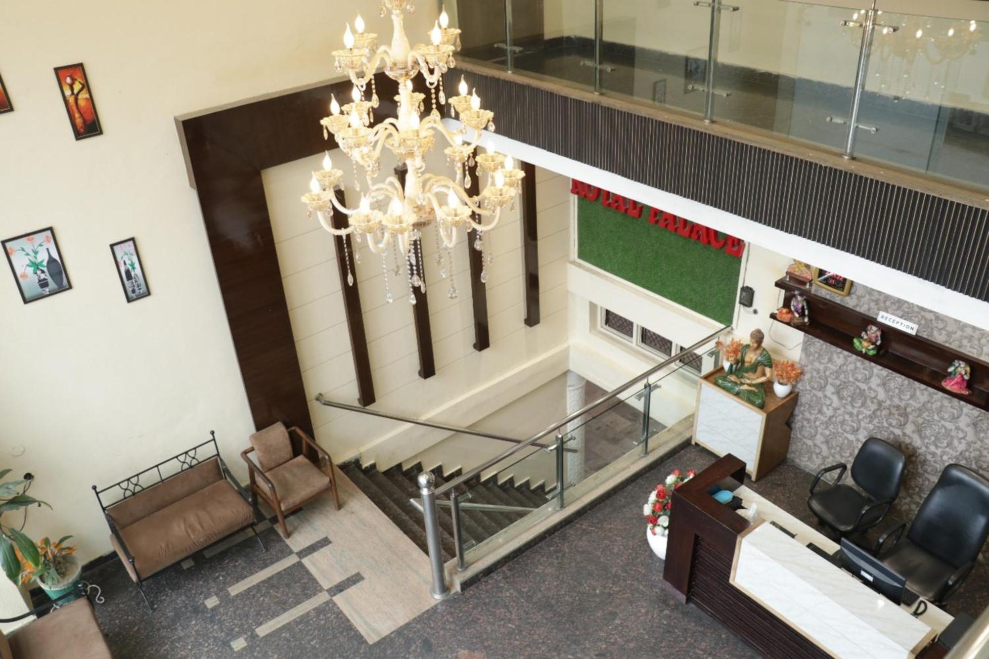 Hotel Royal Palace Dzsálandhár Kültér fotó