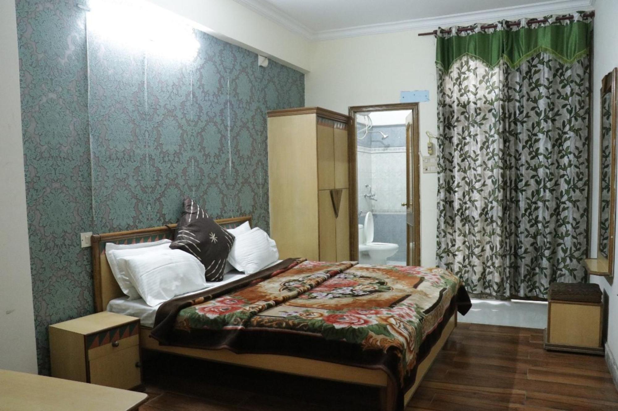Hotel Royal Palace Dzsálandhár Kültér fotó